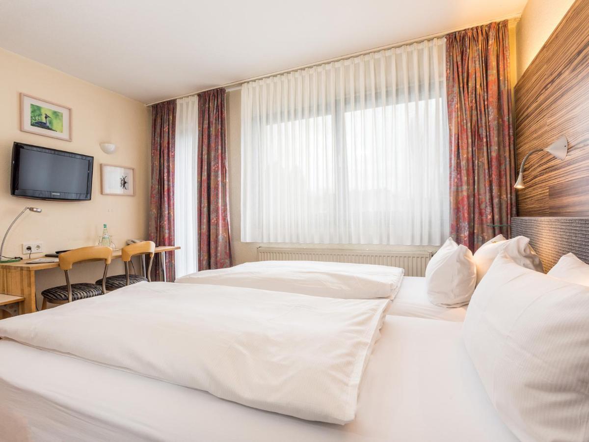Hotel & Wirtshaus Hansen Бергиш Гладбах Екстериор снимка