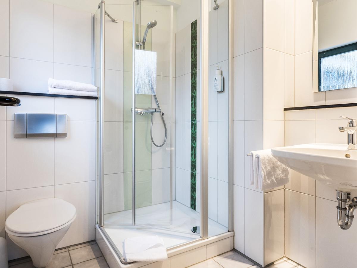 Hotel & Wirtshaus Hansen Бергиш Гладбах Екстериор снимка